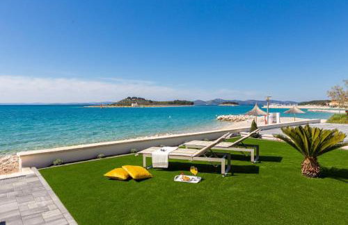 Luxury Apartment Sea - Photo 3