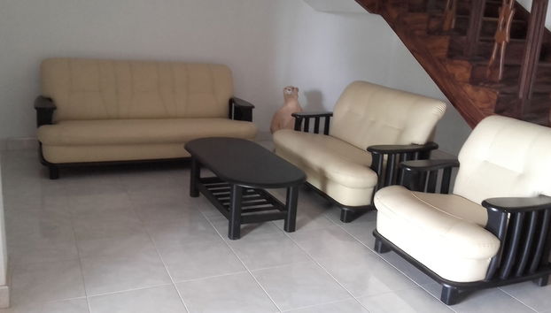 Coin salon dans le hall