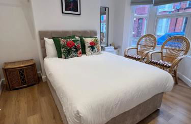 2025 Award Winner Liverpool Cherry House - 4 Bedrooms - Foto 65