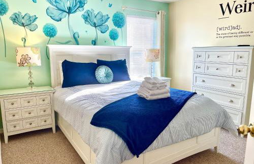 Disney Dream with Hot Tub, Pool, Xbox, Games Room, Lakeview, 10 min to Disney, Clubhouse - Foto 35