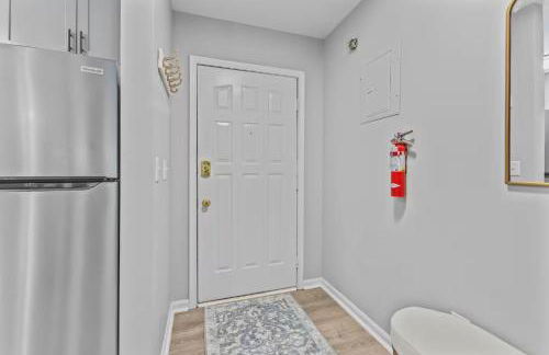 Convenient Apt Close to Downtown - Foto 36