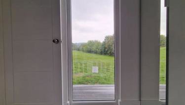 Delightful cabin retreat wrapped by natural beauty - Foto 4