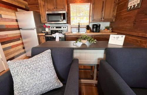 Cozy Waterfront Cabin for a Memorable Getaway on Toledo Bend Lake in Hemphill, Texas - Photo 5