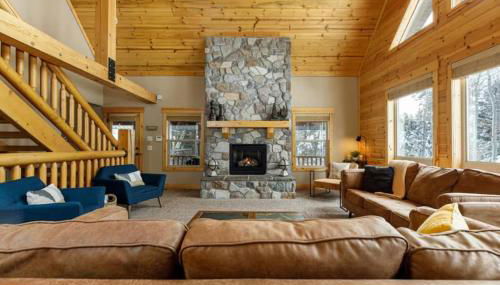 The Moccasin Lodge with Hot Tub and Fire Pit Escape - Foto 3