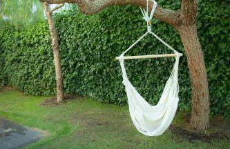 Apartment with Garden and Pool - Photo 5