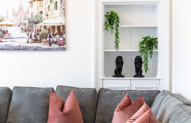 Cuthbert House - Donnini Apartments - Photo 15