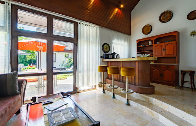 4 bedroom House in Balatonfenyves with garden and terrace - Photo 5