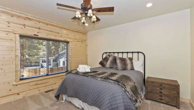 Paradise Pines by Avantstay Beautiful Big Bear Home Only 1 Mile To Snow Summit! - Foto 2, Habitación