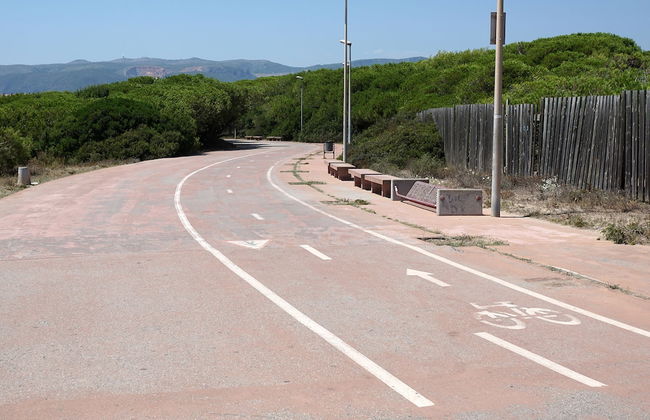 Pineda Be My Guest Castelldefels - Photo 29