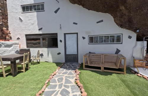 Cueva rural " Old London " with Jacuzzi and swimming pool - Foto 1