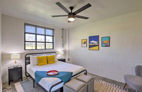 Unique Texas Home in Converted Gas Station! - Foto 14