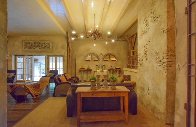 Posh Holiday Home in Alphen with Hot Tub - Foto 17