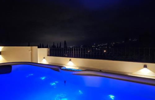 Villa With Jacuzzi and Panoramic Views in Prestigious El Rosario, Marbella - Foto 30