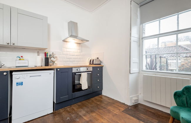 The Doctors Hoose Street Parking - Foto 11