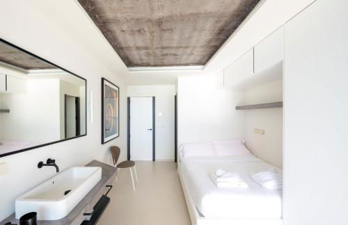 Casa Pirulo Sea View by Caleta Homes - Photo 19