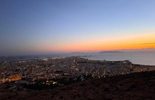 Home Sisters - Photo 11