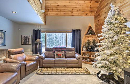 Phelps Cabin on 26 Acres with Fire Pit! - Foto 5