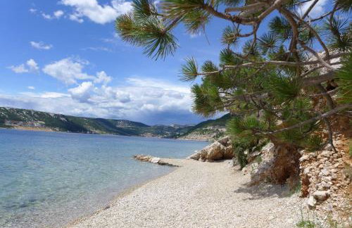 Charming Old House with Sea View Bakar - Photo 23