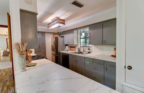 Lakefront Emerald Point wfirepit & kayaks - Foto 12