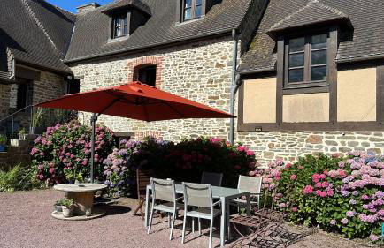 Sunset Family Guesthouse Mont Saint Michel - Foto 2