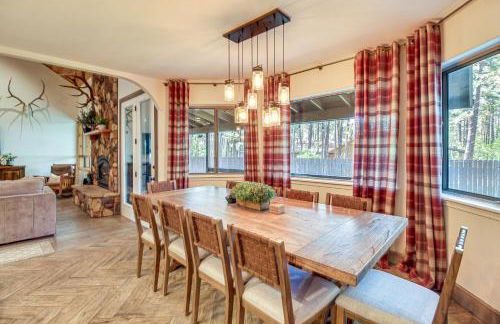 Near Woodland Lake Park Cabin with Serene Deck! - Foto 7