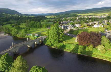 Farragon Luxury Glamping Pod with Hot Tub & Pet Friendly at Pitilie Pods - Foto 10