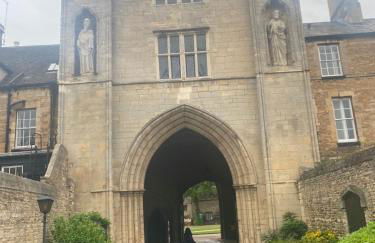 Peterborough City Center Near Healthcare Center One Bed apartment With Free Private Parking Contractors Locum Staff welcome - Foto 25