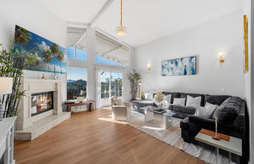 Entire Private Home with 4 Bedrooms 2 Bathrooms, Pool, View, 4 Parking, King Bed, Big Yard, Available Now - Foto 19