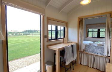 The Black Swan Shepherd Hut - Foto 13