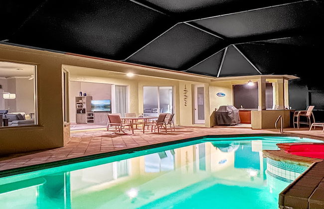 Rosegarden - Pool Spa and Perfect Water View - Foto 7