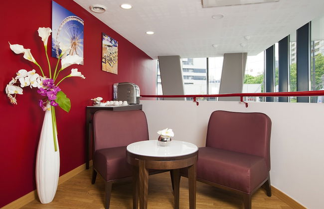 Residhome Paris Rosa Parks - Photo 3