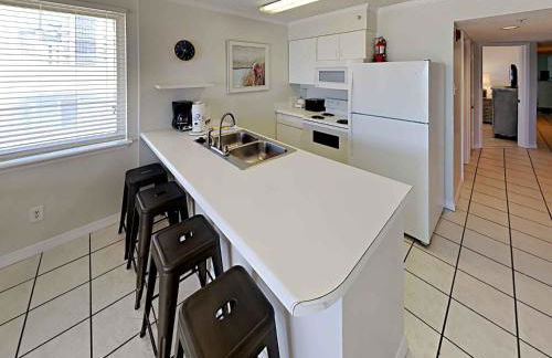 Royal Palms by Southern Vacation Rentals - Photo 12