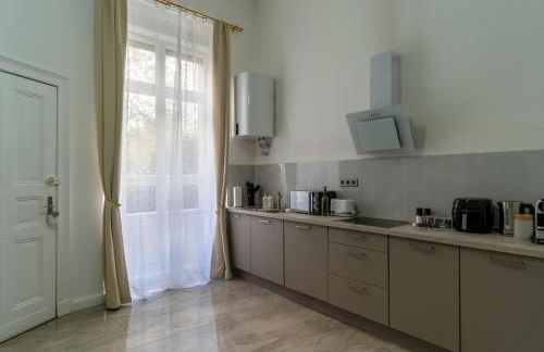 Nofa Apartments - Altbau Apartments am Kudamm - Foto 61