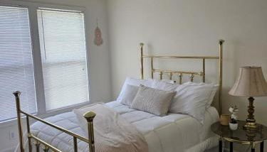 Friends & Family Suburban Retreat - Foto 4