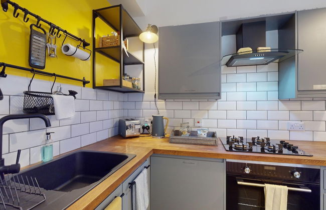 Beautiful Georgian Duplex - Photo 14