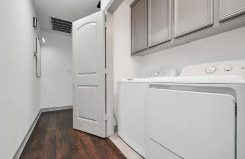 ProlificSuites Escape - Stylish Spaces & Prime Location - Foto 50