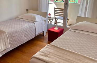 Riva Family Home - Central Apartment - Foto 21