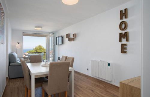 Apartament gran amb vistes al mar, piscina i pàrquing - Foto 10