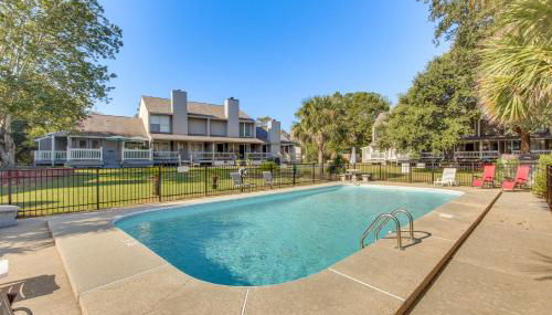 Inviting Home with Golf Course View in Diamondhead! - Foto 2