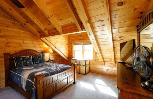 Unique Mountain Cabin Retreat with Hot Tub and View - Foto 27