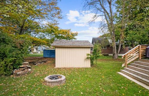 Greenbrier River Retreat with Deck - Steps to Trail! - Foto 22