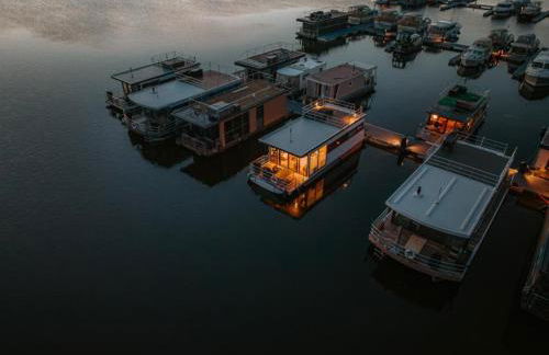 Havel River Houseboat - Foto 18