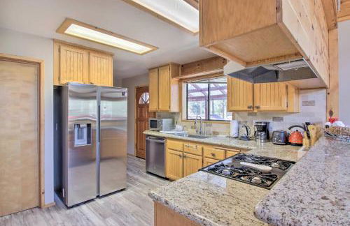 Idyllic Frazier Park Cabin Views, Pool Table - Foto 9