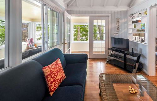 Family Lakefront Adventure House 3BR wFirepit & Scenic - Foto 37