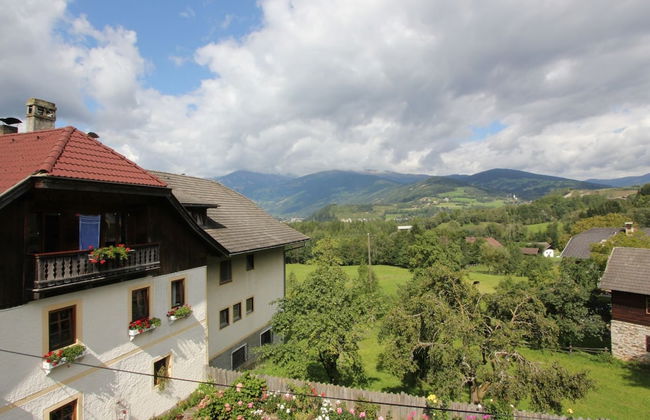 Peaceful Cottage Near Ski Area in Gmund - Photo 59