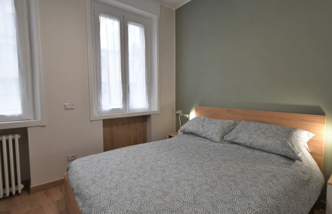 1 bedroom Apartment in Milan - Photo 5