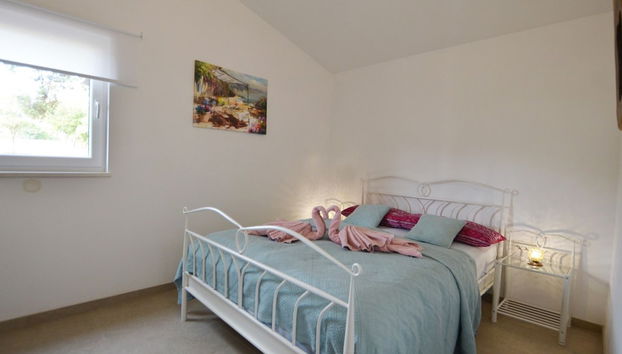 Golden and Green Acres Holiday Home With Pool and Sauna - Foto 3, Habitación