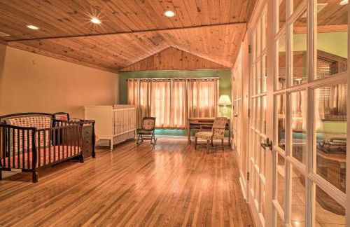 Tranquil Smoky Mountain Cabin with Porch and Fire Pit - Foto 18