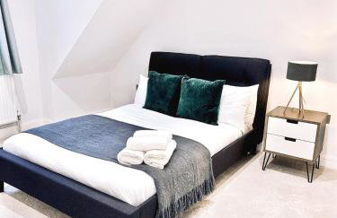 4 Beds Work Housing Near Croydon with Free Parking, High Speed WIFI sleeps up to 9 - Foto 28