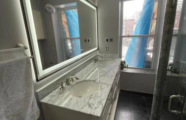 Downtown 3BR duplex full kitchen parking off i-787 - Foto 8
